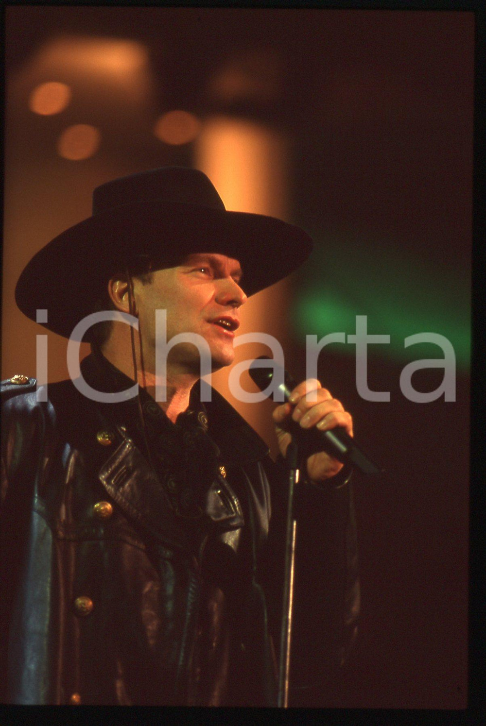 35mm vintage slide* 1995 SANREMO STING Gordon SUMNER sul palco dell'Ariston (3)
