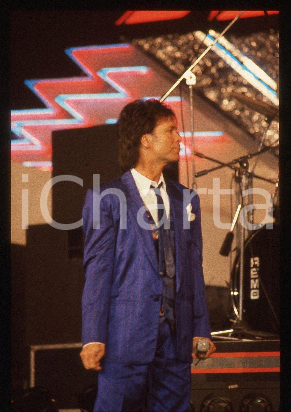 35mm vintage slide* 1989 SANREMO Cliff RICHARD sul palco del PALABARILLA (18)