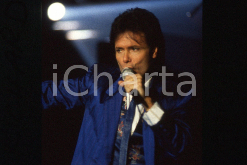 35mm vintage slide* 1989 SANREMO Cliff RICHARD sul palco del PALABARILLA (1)