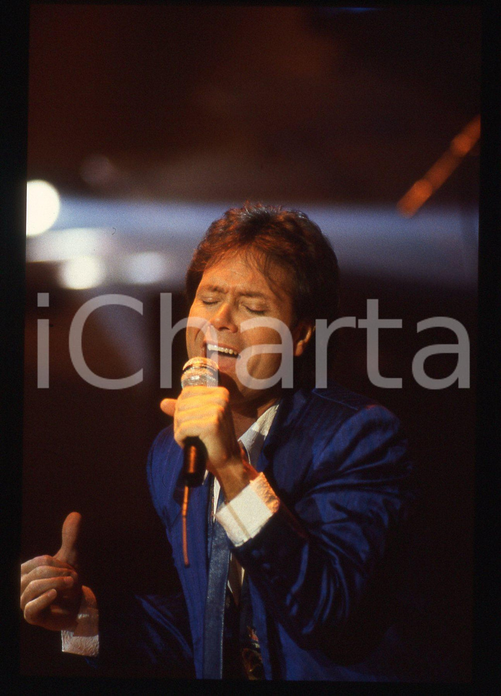 35mm vintage slide* 1989 SANREMO Cliff RICHARD sul palco del PALABARILLA (5)