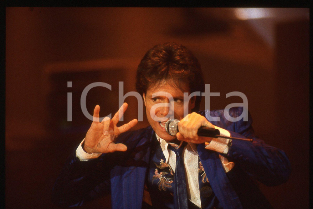 35mm vintage slide* 1989 SANREMO Cliff RICHARD sul palco del PALABARILLA (7)