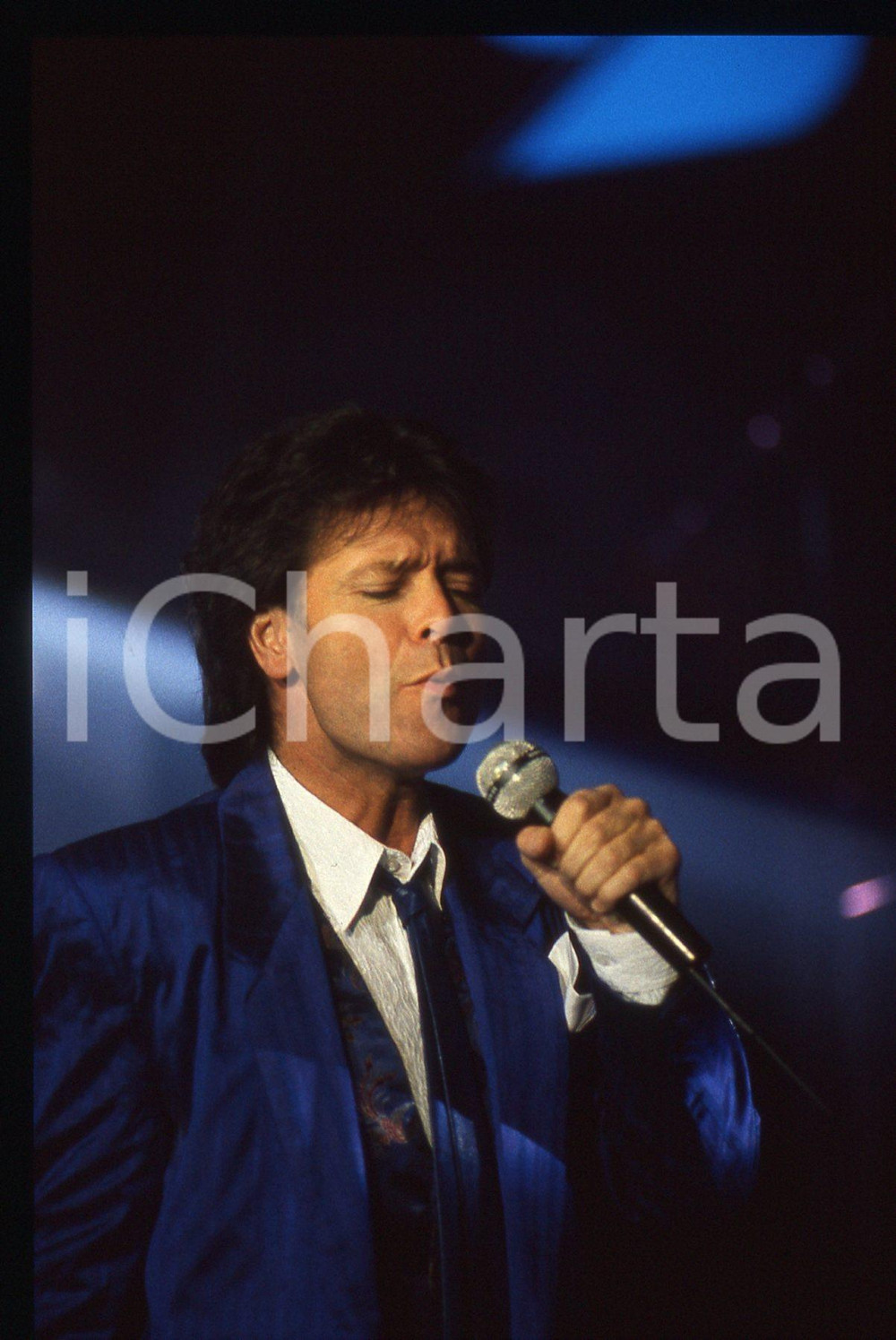 35mm vintage slide* 1989 SANREMO Cliff RICHARD sul palco del PALABARILLA (8)