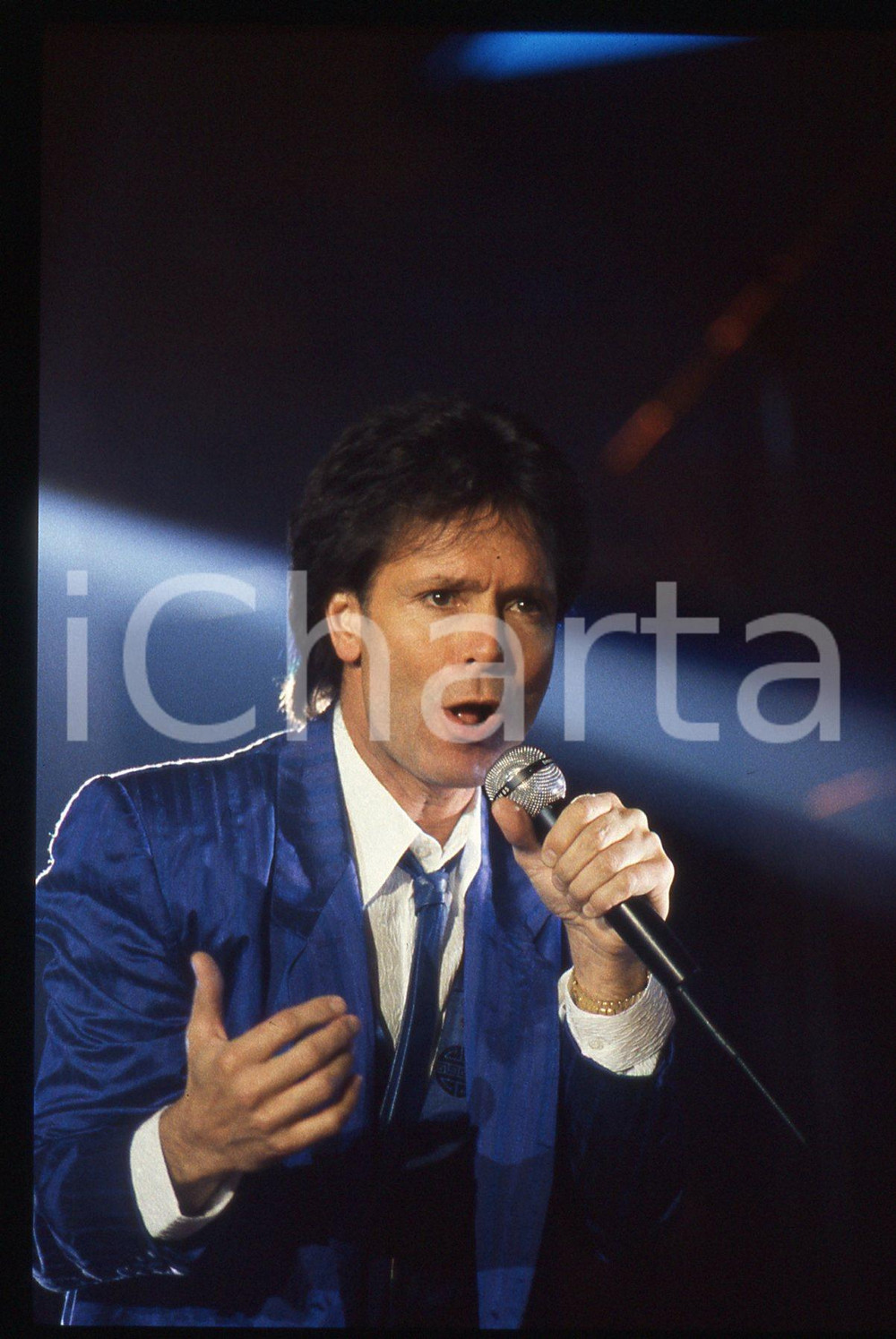 35mm vintage slide* 1989 SANREMO Cliff RICHARD sul palco del PALABARILLA (27)