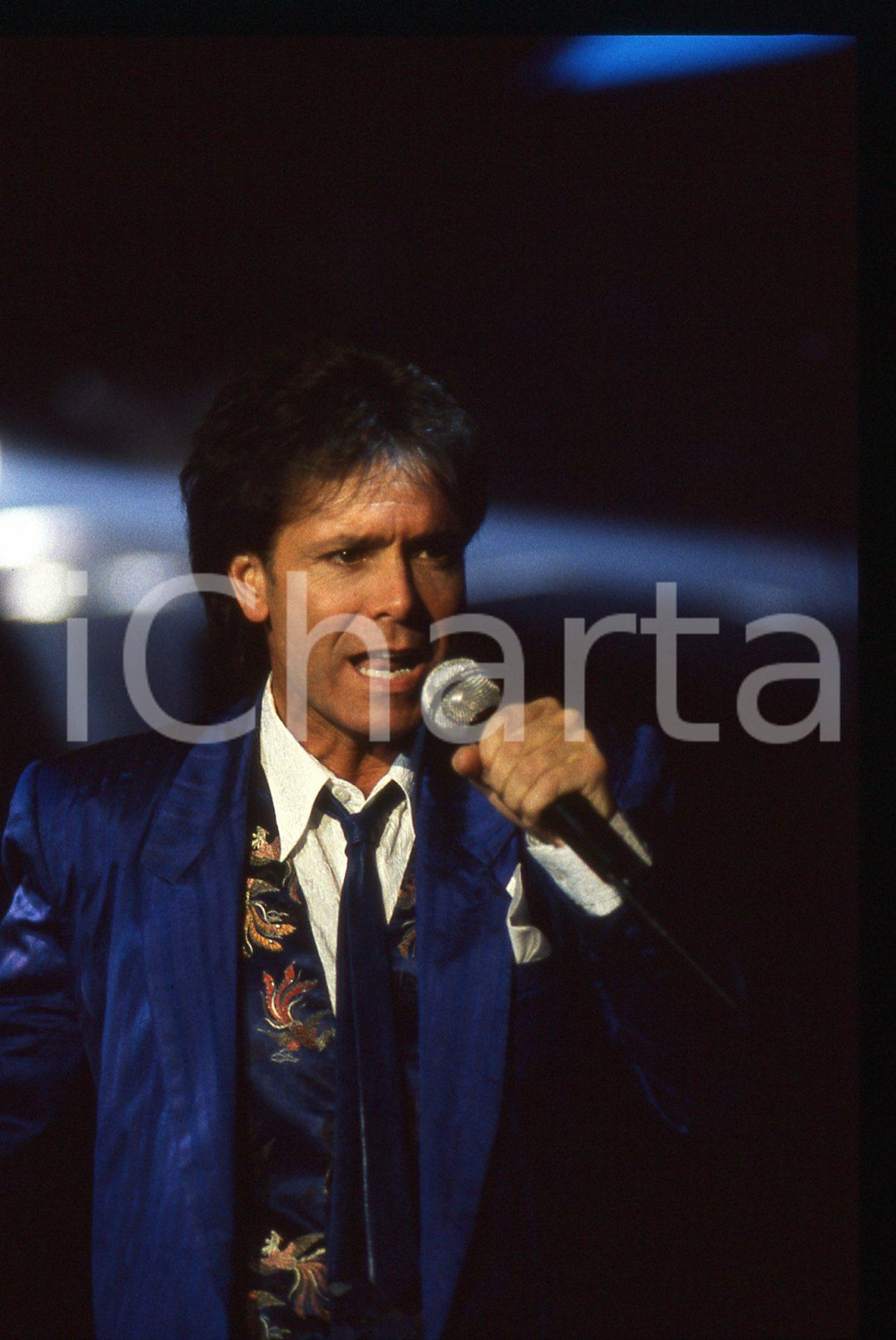 35mm vintage slide* 1989 SANREMO Cliff RICHARD sul palco del PALABARILLA (38)
