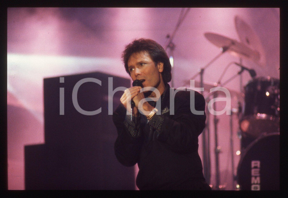 35mm vintage slide* 1989 SANREMO Cliff RICHARD sul palco del PALABARILLA (55)