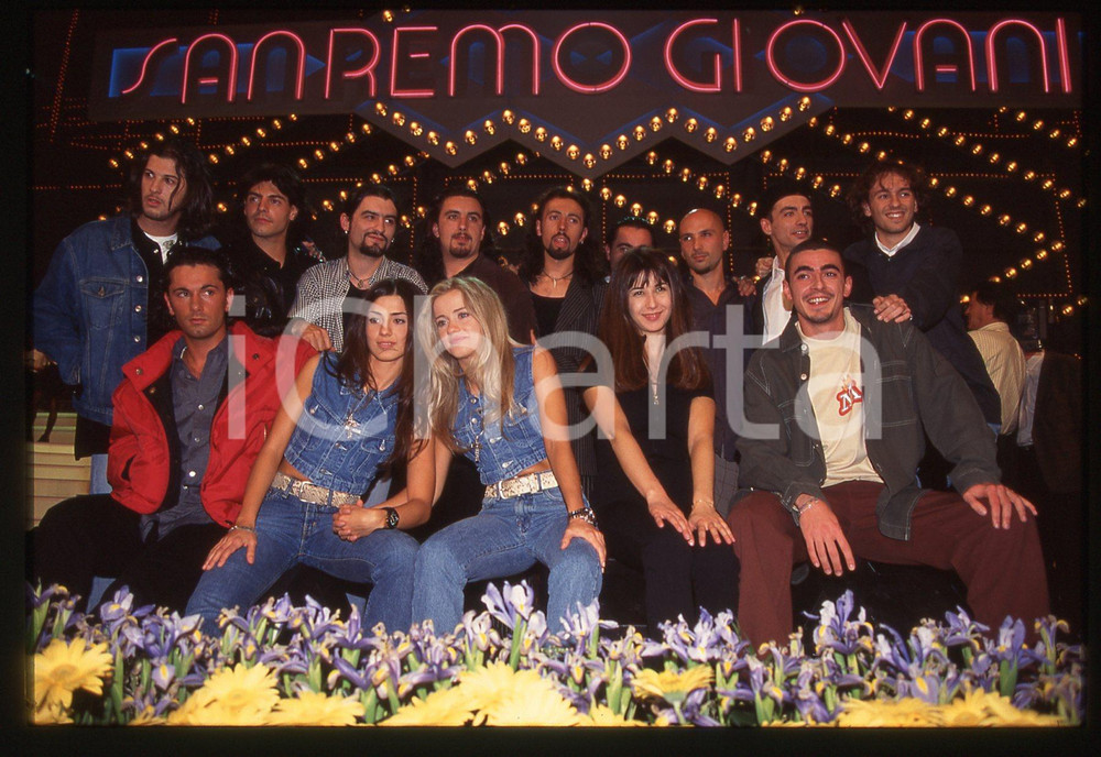 35mm vintage slide*1996 SANREMO GIOVANI Paola e Chiara IEZZI Alex BARONI 16