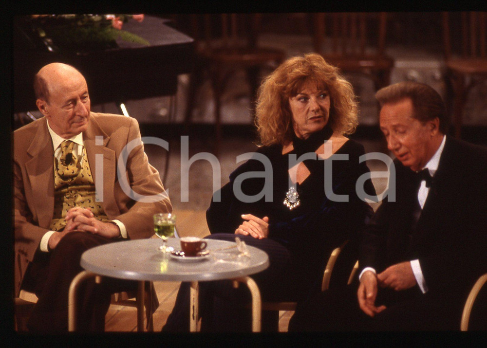 Fotografia d epoca originale 35mm vintage slide1997 SANREMO Mike BONGIORNO Caterina CASELLI  DOPO FESTIVAL 1