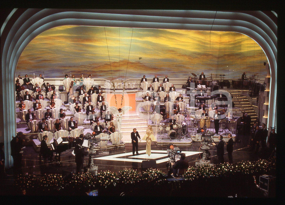 35mm vintage slide*1997 SANREMO Mike BONGIORNO e Valeria MARINI al Festival (2)