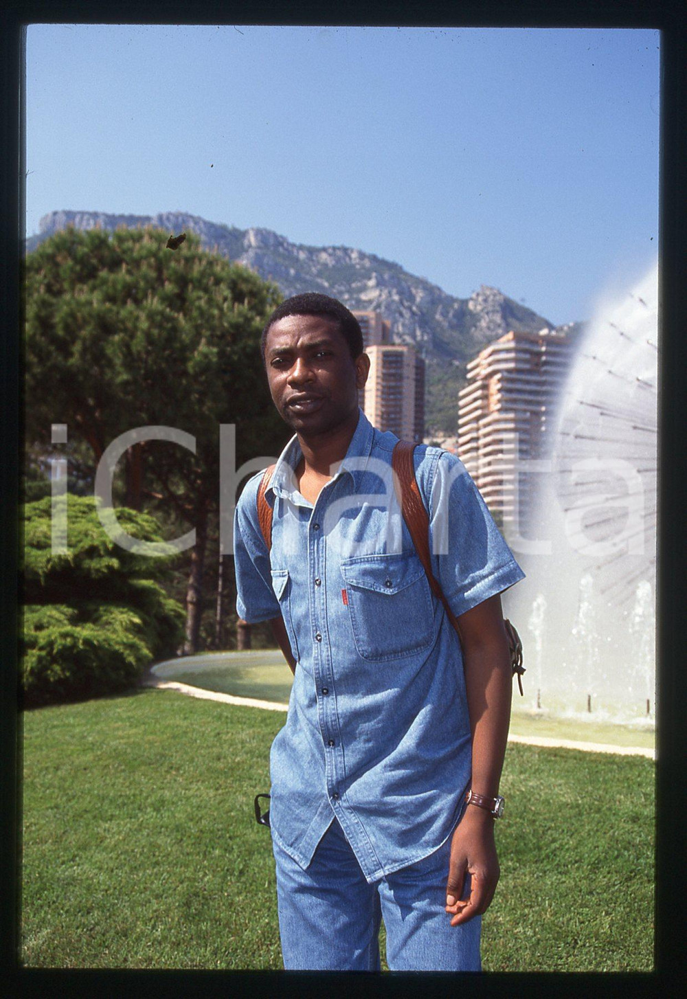 35mm vintage slide* 1990ca COSTUME Youssou N'DOUR Ritratto del cantante (7)