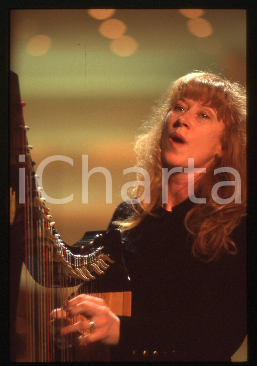 35mm vintage slide* 1995 SANREMO Loreena McKENNITT al Teatro Ariston Ritratto 8