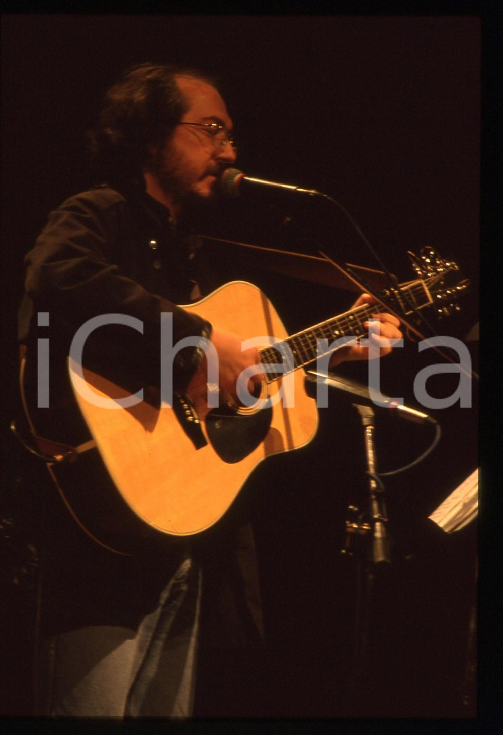 35mm vintage slide* 1988 SANREMO Claudio LOLLI sul palco del CLUB TENCO (11)