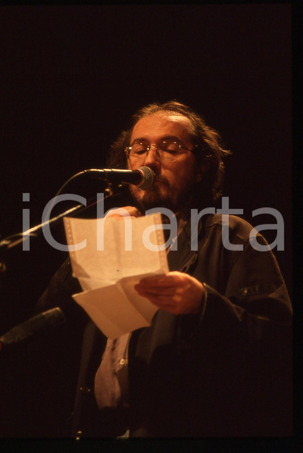 35mm vintage slide* 1988 SANREMO Claudio LOLLI sul palco del CLUB TENCO (16)