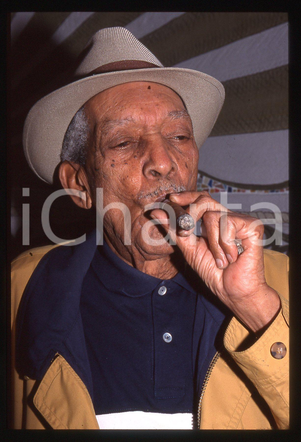35mm vintage slide* 2000 MILANO COMPAY SEGUNDO Ritratto con sigaro cubano (5)