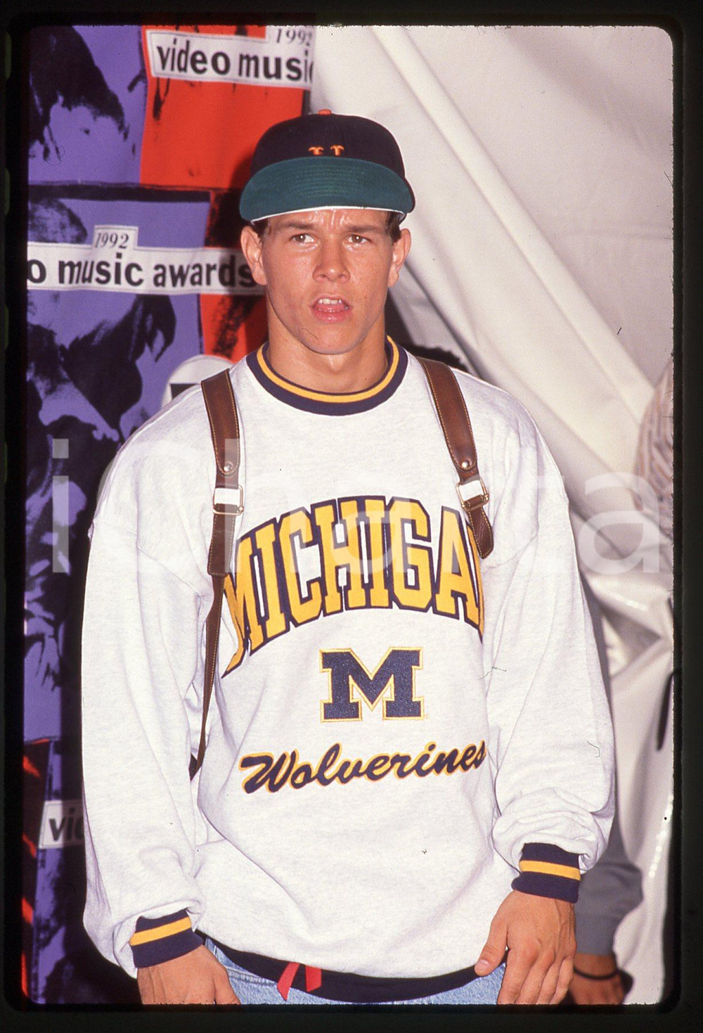35mm vintage slide* 1992 WESTWOOD - MARKY MARK Mark WAHLBERG agli MTV VMA (1)