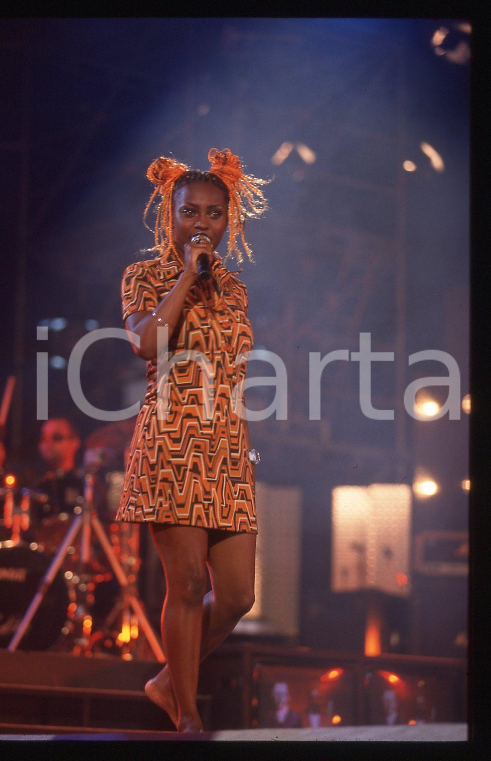 35mm vintage slide* 1995ca MUSICA Skye EDWARDS dei MORCHEEBA in concerto (1)