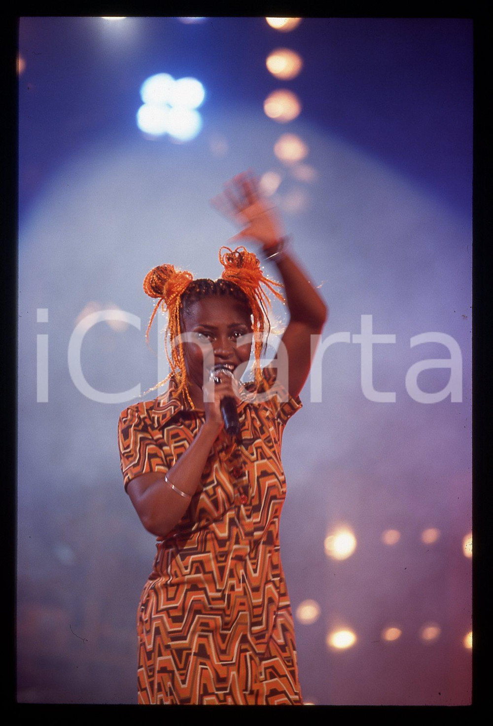 35mm vintage slide* 1995ca MUSICA Skye EDWARDS dei MORCHEEBA in concerto (3)