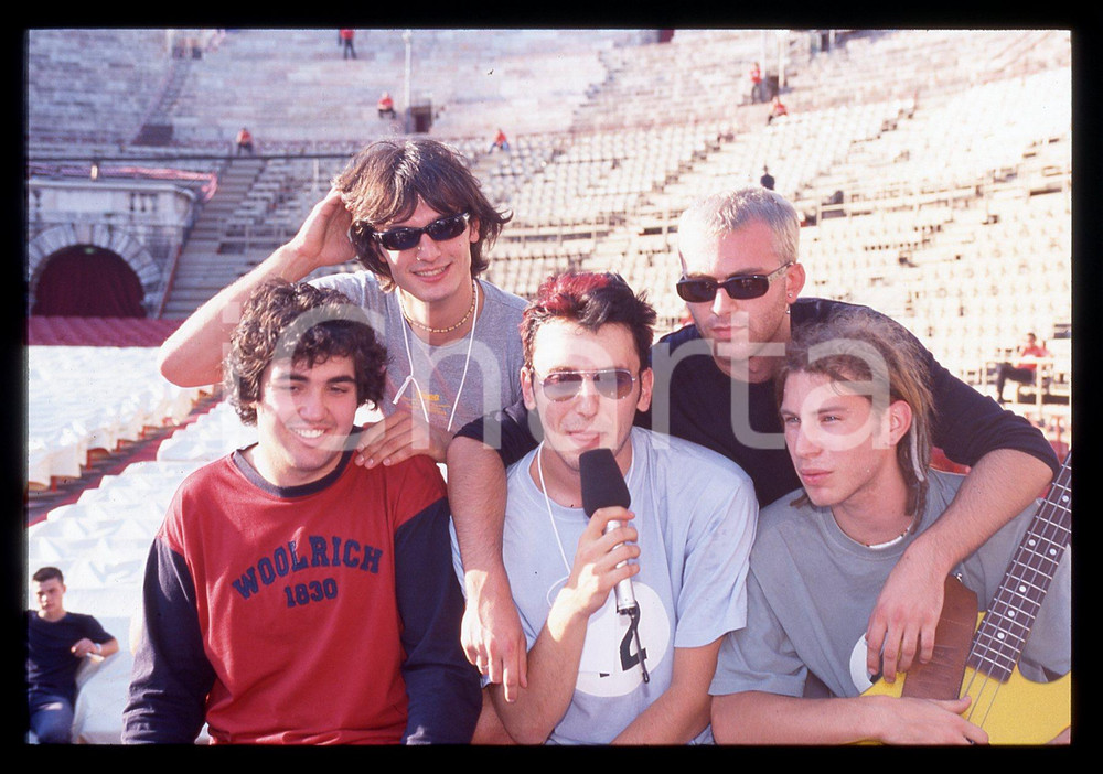 35mm vintage slide* 2000 VERONA - FESTIVALBAR Cesare CREMONINI dei LÙNAPOP (1)