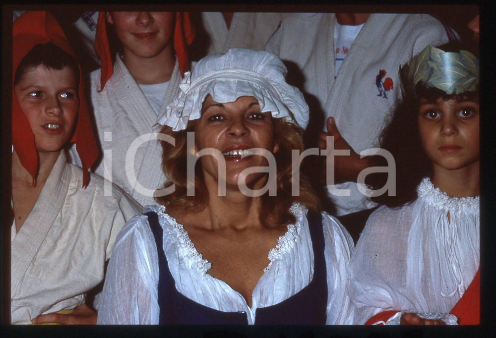 35mm vintage slide* 1990ca COSTUME Nicole GRISONI "NICOLETTA" Ritratto (2)