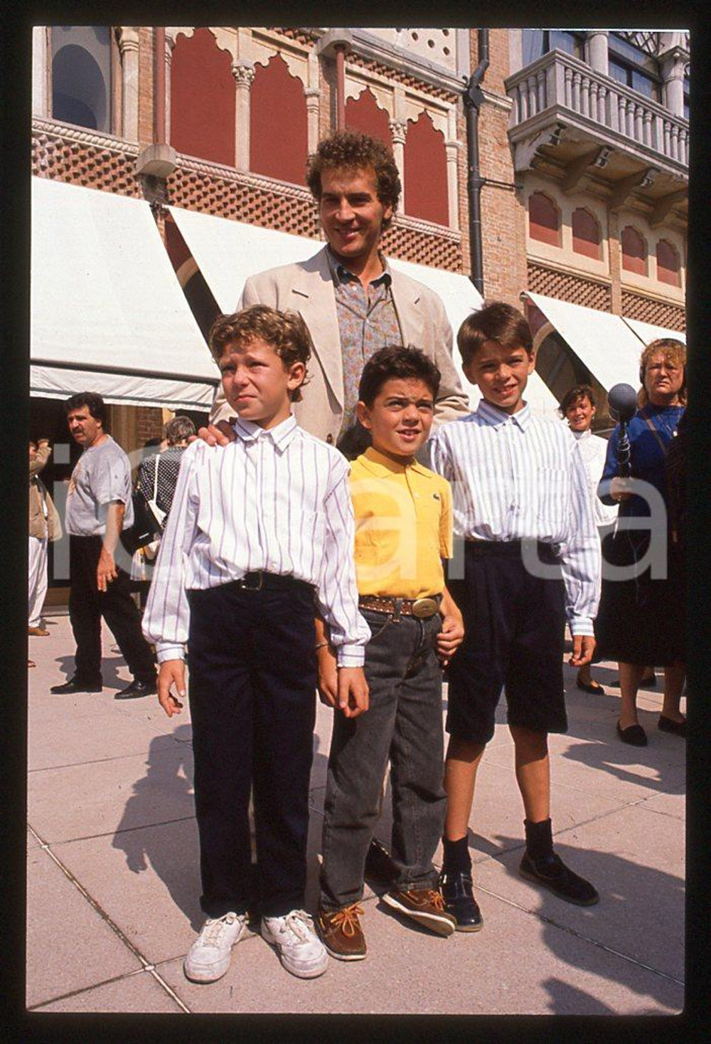 35mm vintage slide* 1989 Giacomo CAMPIOTTI ed il cast di "Corsa di primavera"