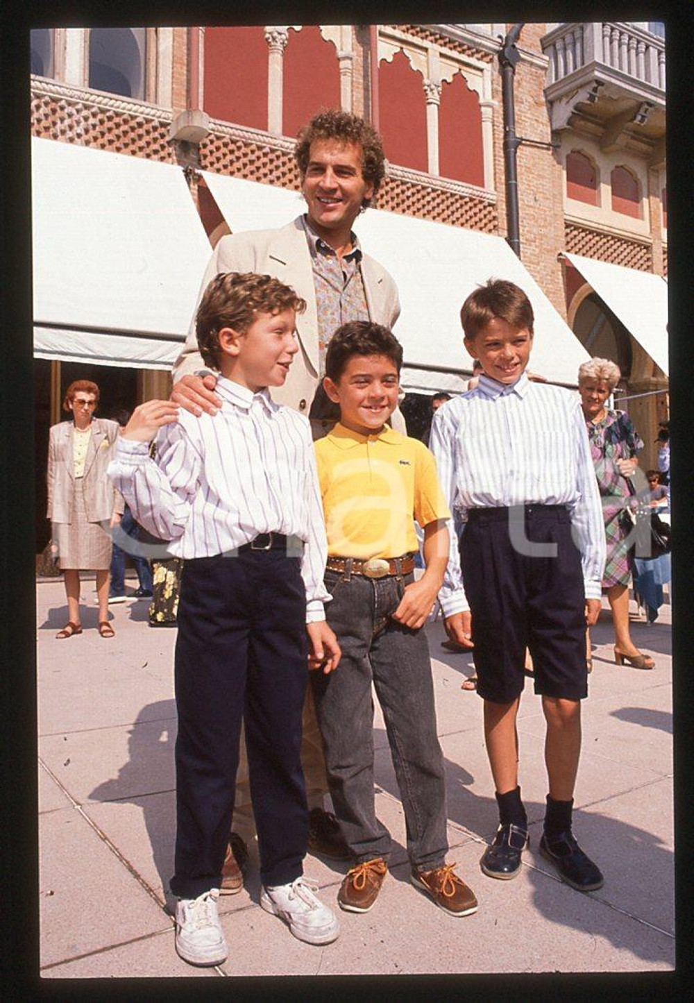 35mm vintage slide* 1989 Giacomo CAMPIOTTI ed il cast di "Corsa di primavera" 1