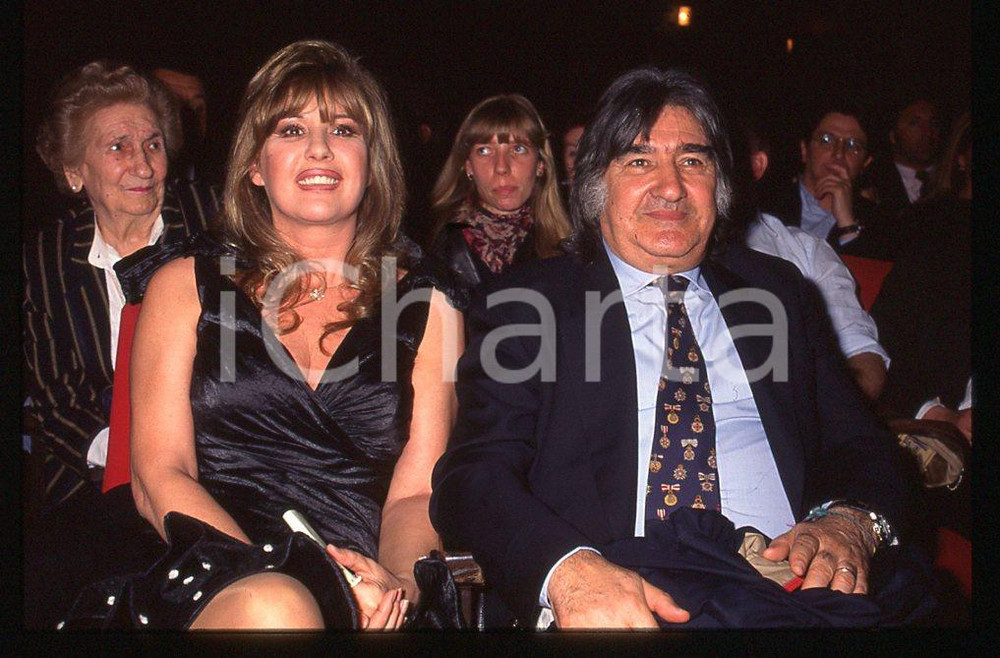 35mm vintage slide* 1990 MUSICA Tony DE VITA con la moglie