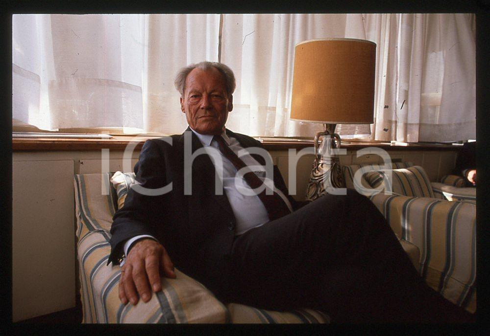 35mm vintage slide*1989 VIAREGGIO Willy BRANDT presenta "My life in politics" 33