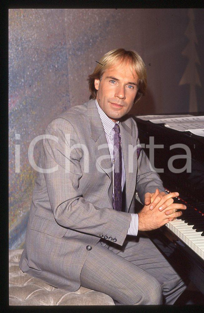 35mm vintage slide*1982 MUSICA Richard CLAYDERMAN concerto in salotto privato 2