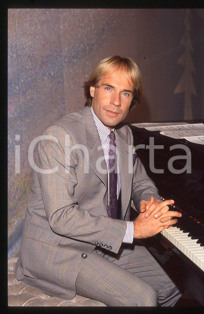 35mm vintage slide*1982 MUSICA Richard CLAYDERMAN concerto in salotto privato 5