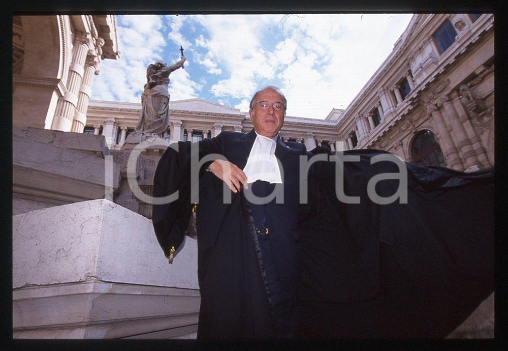 35mm vintage slide* ROMA 1998 Gaetano PECORELLA in vesti universitarie 3