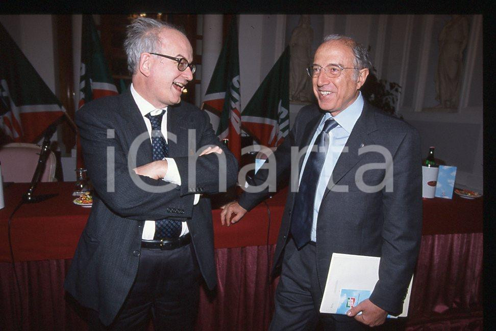 35mm vintage slide* 1998 MILANO Gaetano PECORELLA convegno FORZA ITALIA