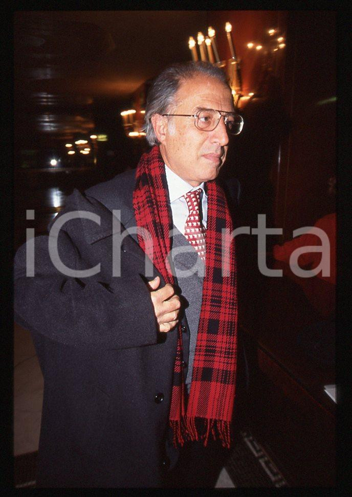 35mm vintage slide* 1999 MILANO  Gaetano PECORELLA ad un convegno