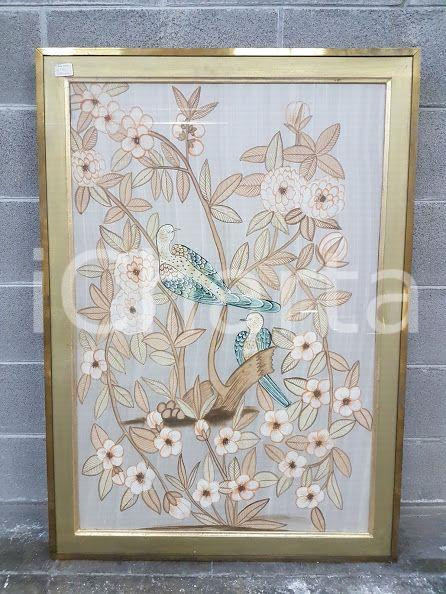 1975 CINA VINTAGE Uccelli piumaggio azzurro su rami fioriti - quadro 79 x 112 cm