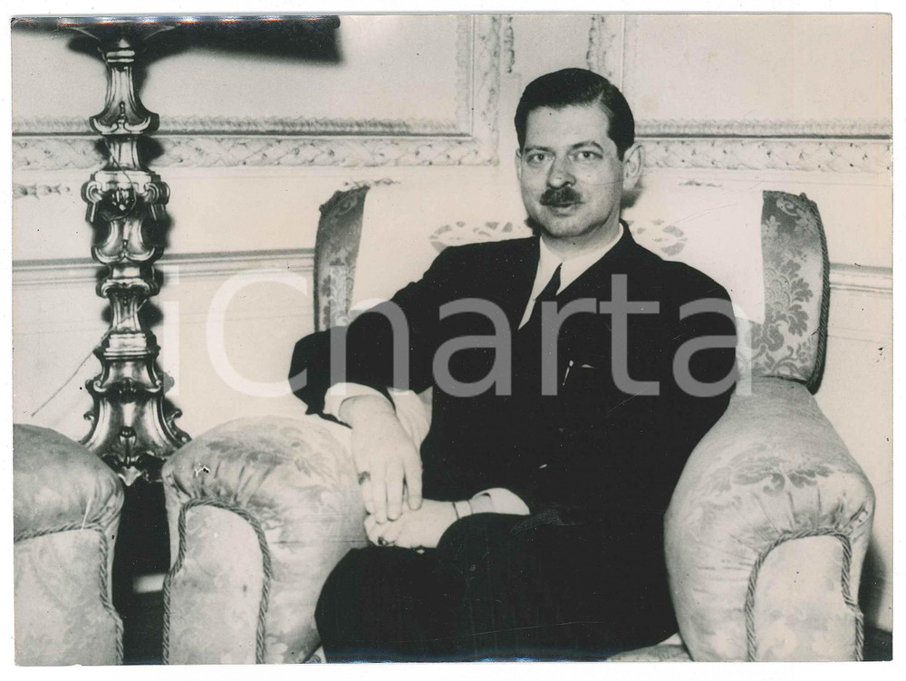 Fotografia d epoca originale 1941 LISBON Ex king Carol of Romania after his abdication  Photo 21x15 cm 1