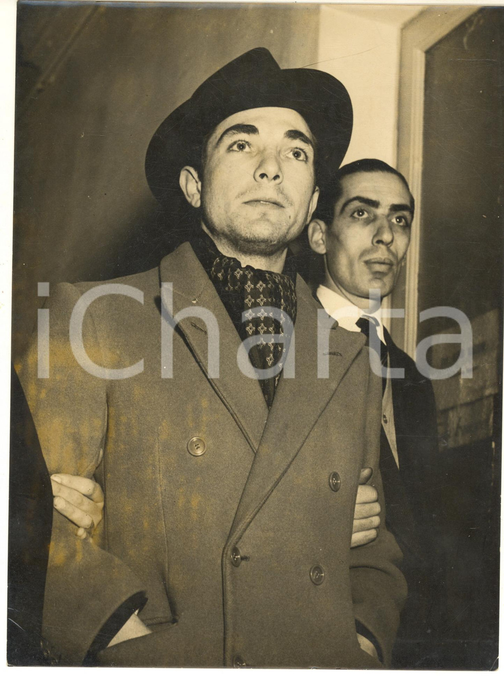 Fotografia d epoca originale 1948 ROMA  CRONACA  Arresto di Silvano CERESANI detto Al Capone Foto 1