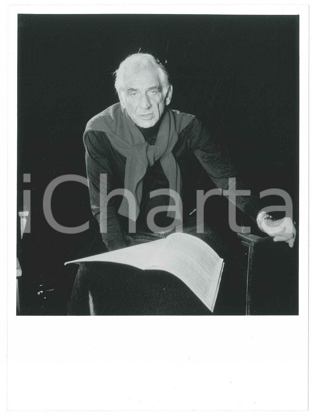 Fotografia d epoca originale 1980 ca MUSICA Leonard BERNSTEIN Ritratto del compositore  Foto 17x24 cm 1 1