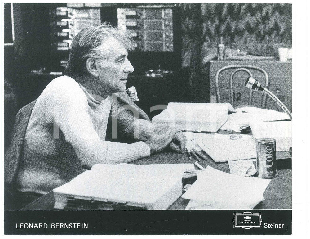 1980 ca MUSICA Leonard BERNSTEIN Ritratto - Foto DEUTSCHE GRAMMOPHON (1) Fotografia d'epoca.EDITORE: Deutsche Grammophon GOOD/buono  Formato: 23x17 cm originale e autentica 1