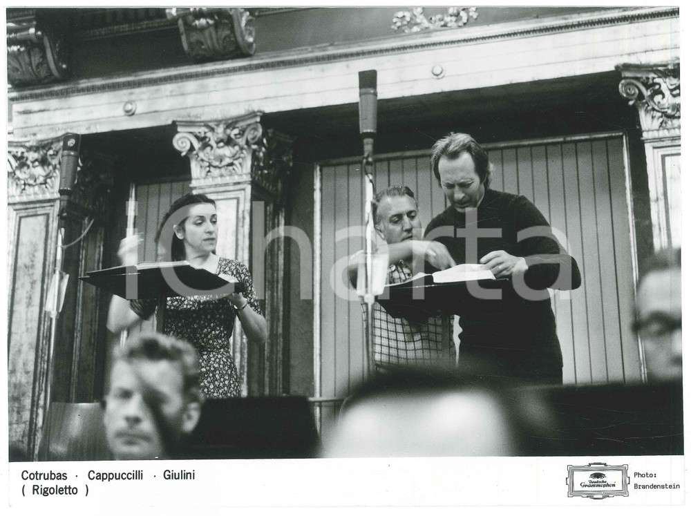 1980 WIEN Carlo Maria GIULINI Piero CAPPUCCILLI Ileana COTRUBAS - "Rigoletto" Fotografia d'epoca. EDIZIONE: Deutsche Grammophon GOOD/buono  Formato: 23x17 cm originale e autentica 1