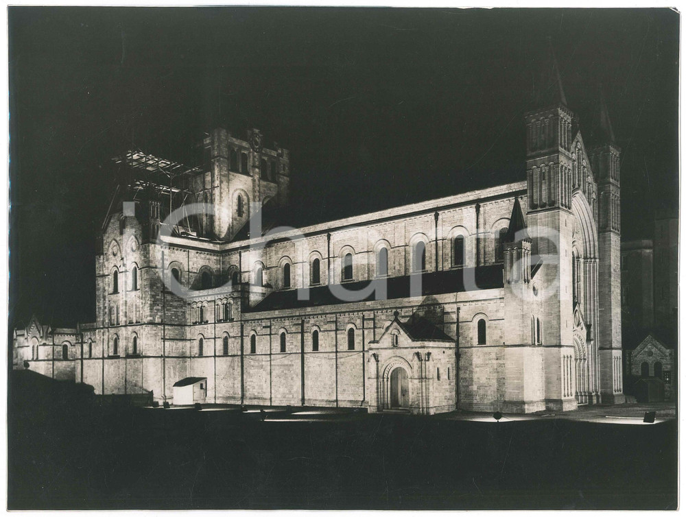 Fotografia d epoca originale 1940 ca BUCKFASTLEIGH UK BUCKFAST ABBEY  Veduta notturna  Foto ARTISTICA 1
