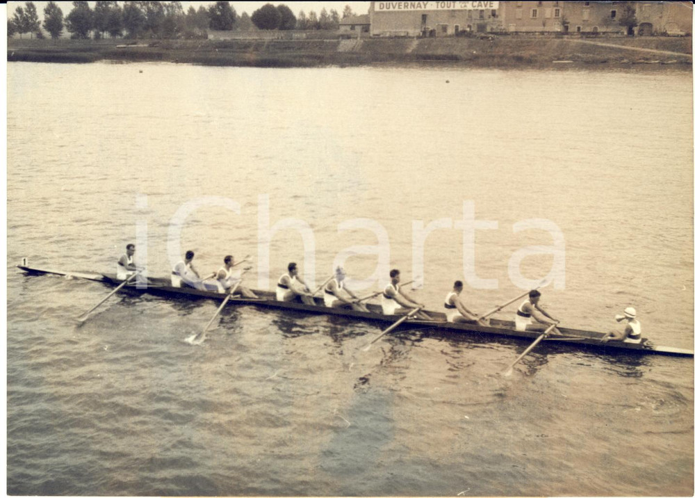 1959 MACON (F) Championnat d'Europe AVIRON - Allemagne 1ère du "huit" *Photo