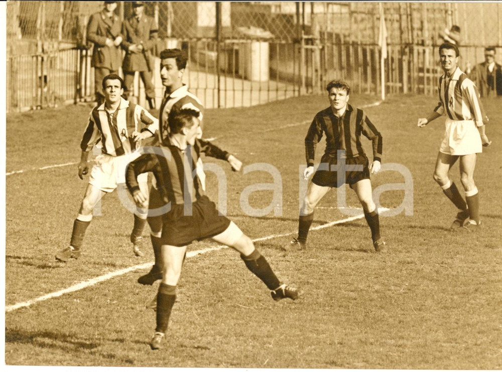 1959 CALCIO MILAN -Lanerossi VICENZA 0-0 - Azione José ALTAFINI e Gastone BEAN