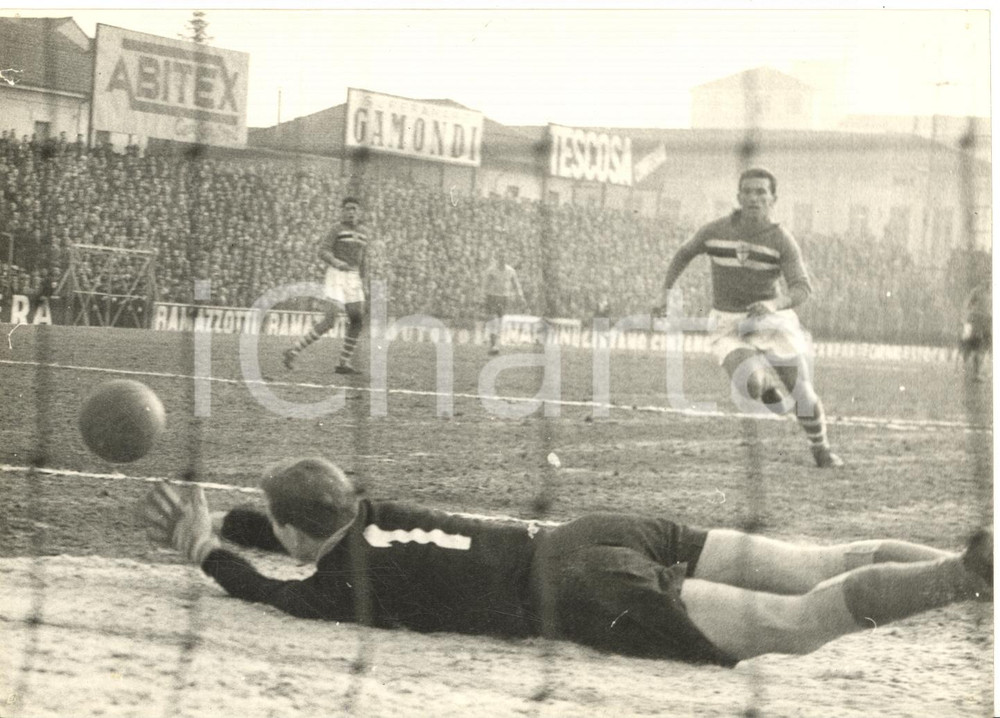 1959 (?) CALCIO ALESSANDRIA-SAMPDORIA Pacifico CUMAN para tiro di Aurelio MILANI