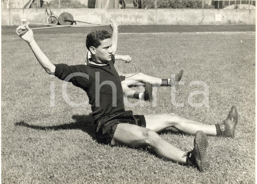 1960 CUNEO CALCIO Ritiro JUVENTUS - Guglielmo BURELLI si allena con la squadra