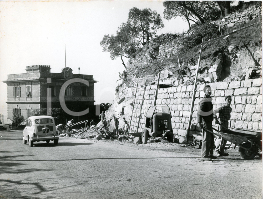 1959 SS AURELIA Tratto RECCO-RUTA - Lavori di allargamento della strada *Foto