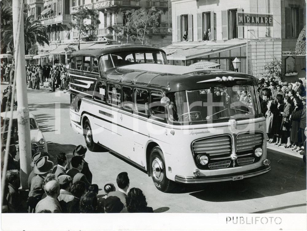 1954 RAPALLO Lungomare Vittorio Veneto - Nuovo autobus superpanoramico BARBI 