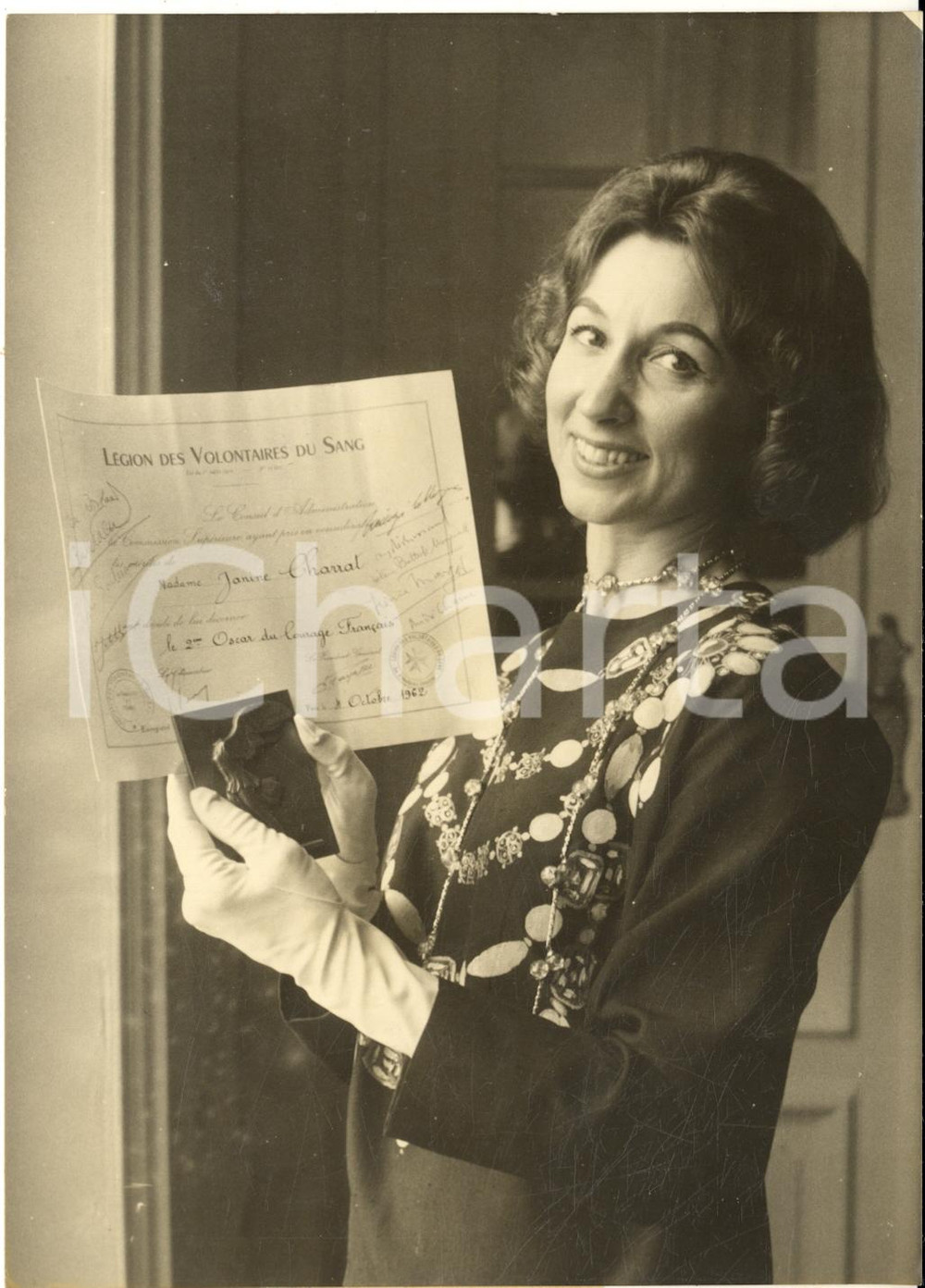 1962 PARIS Janine CHARRAT reçoit l'Oscar du courage français *Photo 13x18