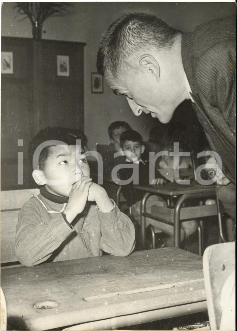 1959 MARSEILLE André BOULLOCHE ministre Education Nationale avec un écolier 