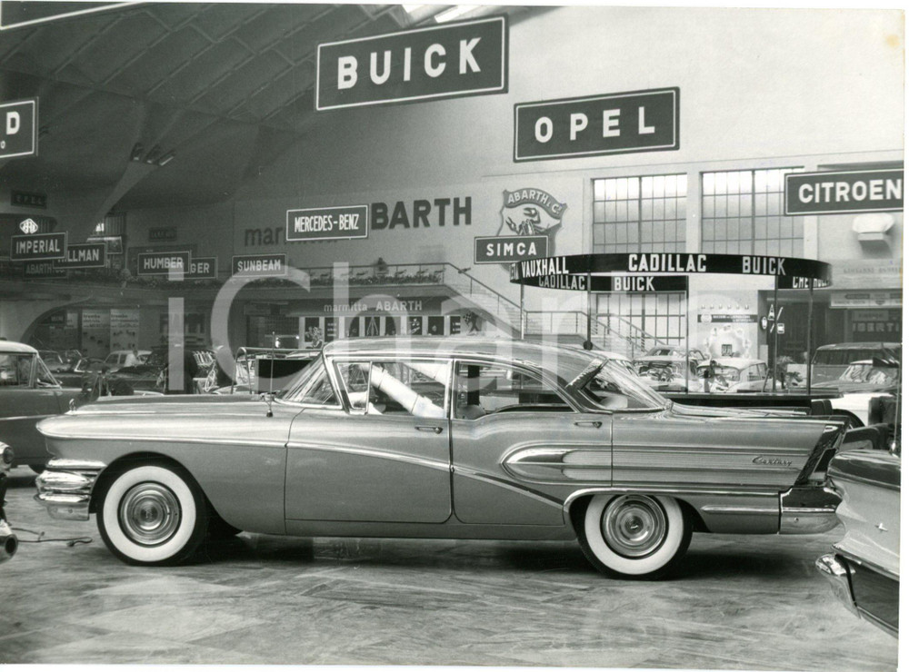 1957 TORINO Salone dell'Automobile - Esposizione BUICK "Super Riviera" Sedan #53