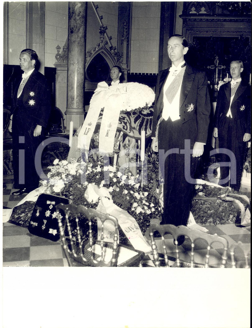 1954 HECHINGEN - Burial of Cecile of Prussia - Prince Wilhelm Victor *Photo