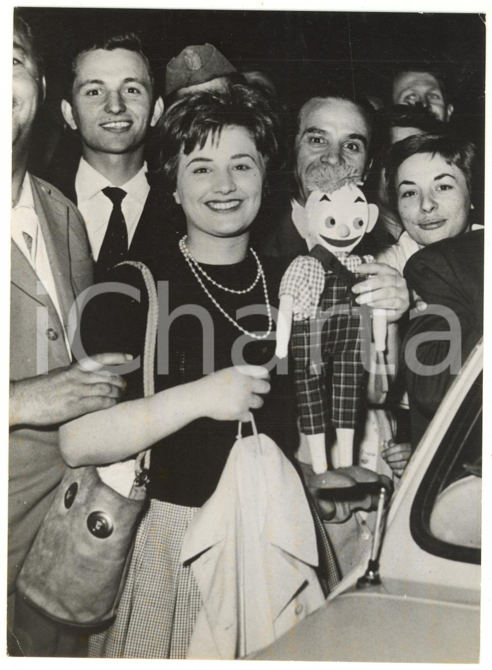 1959 ROMA IL MUSICHIERE - Franca FARFARELLI festeggiata dagli ammiratori *Foto