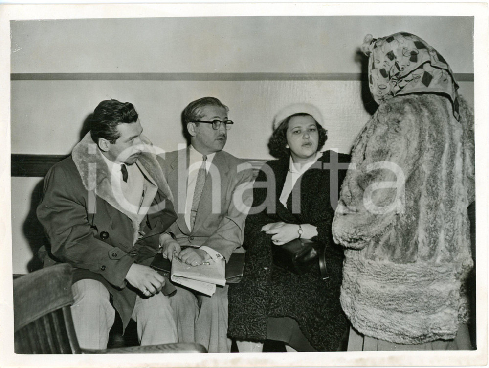1953 TORONTO - Jack and Edith SHINDER after arrest for boarding a Canadian baby